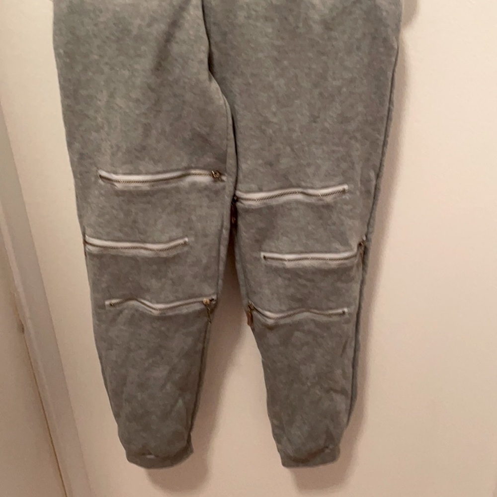 Joggers with zippers